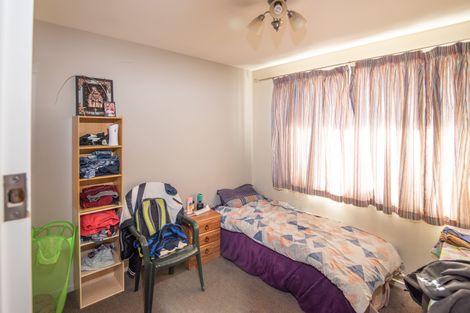 Photo of property in 37 Curletts Road, Sockburn, Christchurch, 8042