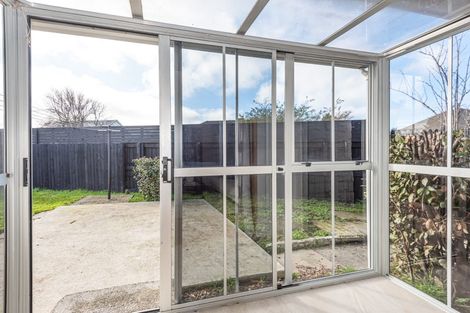 Photo of property in 27 Resolution Place, Bryndwr, Christchurch, 8053