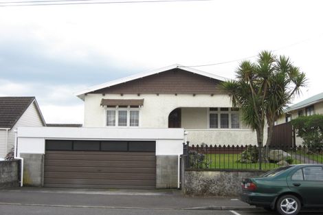Photo of property in 26 Young Street, New Plymouth, 4310