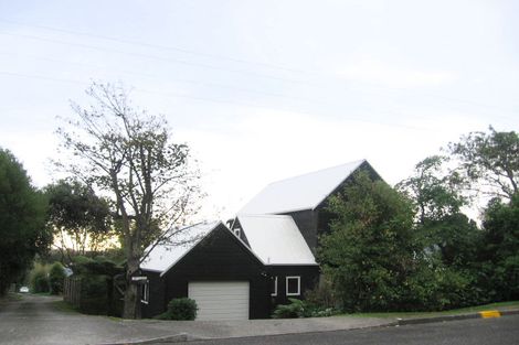 Photo of property in 48b Huia Street, Waikanae, 5036