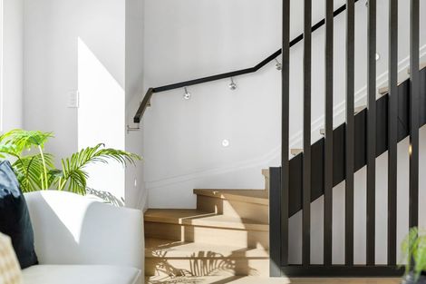 Photo of property in 16c Saltburn Road, Milford, Auckland, 0620