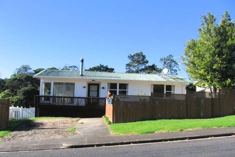 Photo of property in 28 Paewai Road, Glen Eden, Auckland, 0602