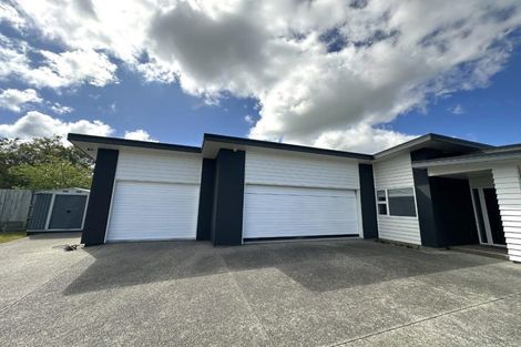 Photo of property in 15 Monaco Grove, Fitzherbert, Palmerston North, 4410