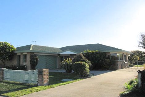 Photo of property in 29 Aldermen Avenue, Papamoa Beach, Papamoa, 3118