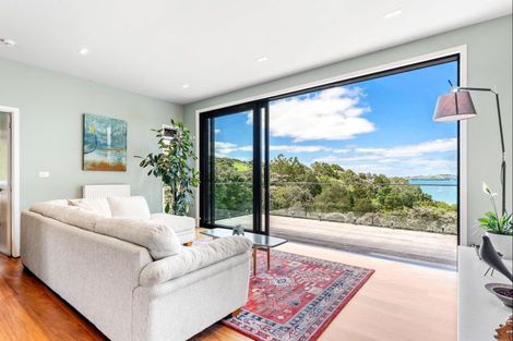 Photo of property in 34 Whitmore Road, Tawharanui Peninsula, Matakana, 0986