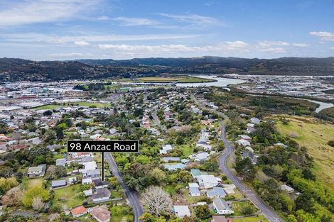 Photo of property in 98 Anzac Road, Morningside, Whangarei, 0110