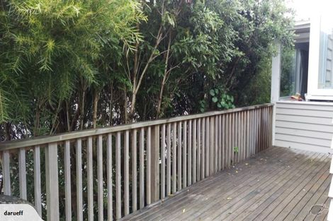 Photo of property in 202 Townsend Road, Miramar, Wellington, 6022