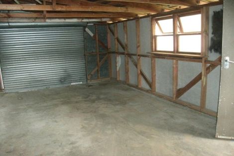 Photo of property in 1 Kauri Street, Levin, 5510