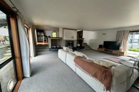 Photo of property in 71 Wairau Road, Oakura, 4314