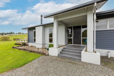 Photo of property in 180a Tikokino Road, Waipawa, 4273