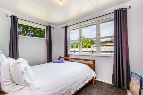 Photo of property in 4 Maria Place, Turangi, 3334