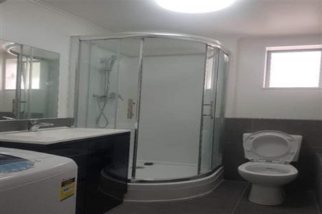 Photo of property in 6 Tawavale Crescent, Totara Vale, Auckland, 0629