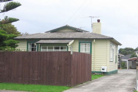 Photo of property in 50 Randwick Crescent, Moera, Lower Hutt, 5010