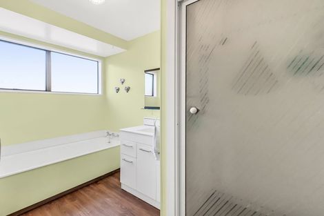 Photo of property in 74 Sabys Road, Halswell, Christchurch, 8025