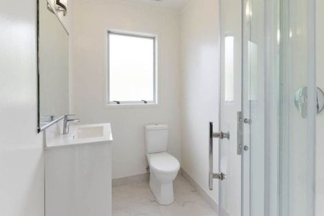 Photo of property in 81 Litten Road, Cockle Bay, Auckland, 2014