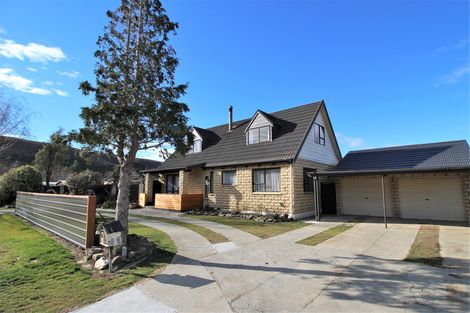 Photo of property in 17 Dunstan Street, Clyde, 9330