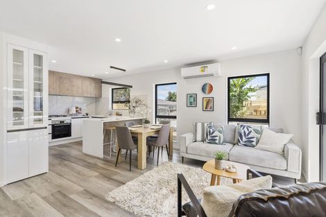 Photo of property in 8/156 Coxhead Road, Wattle Downs, Auckland, 2103