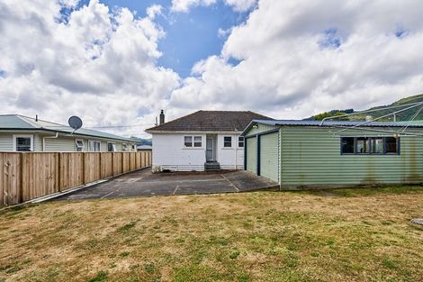 Photo of property in 57 Russell Road, Wainuiomata, Lower Hutt, 5014