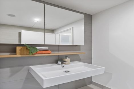 Photo of property in 207/8a Lake Pupuke Drive, Takapuna, Auckland, 0622