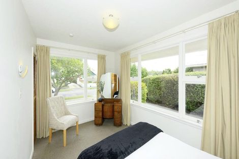 Photo of property in 12 Longmuir Street, Ilam, Christchurch, 8041