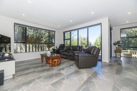Photo of property in 54a Arran Road, Browns Bay, Auckland, 0630
