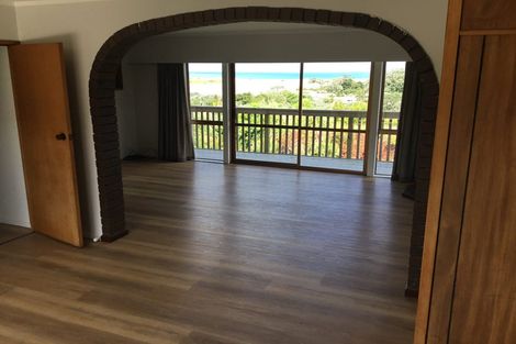 Photo of property in 21 Kakariki Road, Ngunguru, Whangarei, 0173