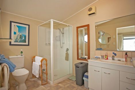 Photo of property in 231 Pukehina Parade, Pukehina, 3189