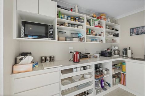 Photo of property in 14 Glenfinnan Place, West Melton, 7618