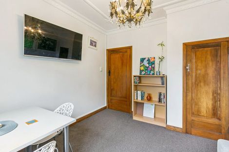 Photo of property in 79 Garden Road, Northland, Wellington, 6012