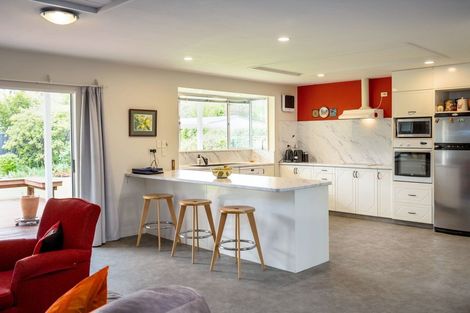 Photo of property in 15 Wood Street, Greytown, 5712