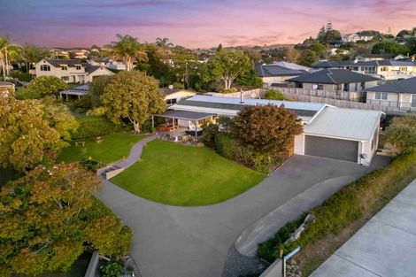Photo of property in 216 Welcome Bay Road, Welcome Bay, Tauranga, 3112
