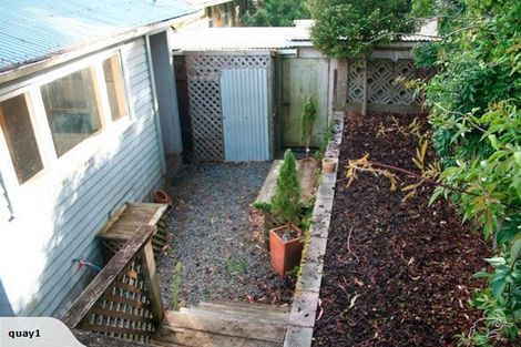 Photo of property in 25 Montreal Grove, Kingston, Wellington, 6021