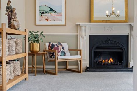 Photo of property in 33 Seymour Road, Mellons Bay, Auckland, 2014