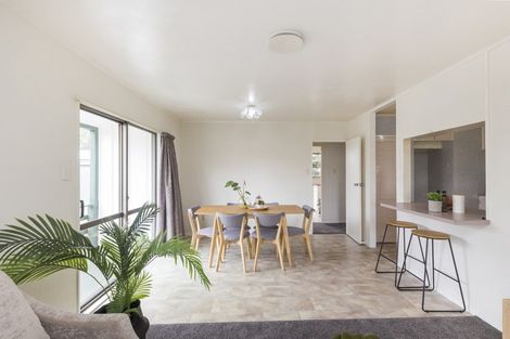 Photo of property in 14 Meadowbrook Drive, Cloverlea, Palmerston North, 4412