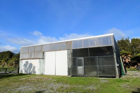 Photo of property in 1111 Ruatapu-ross Road, Totara River, Ross, 7883