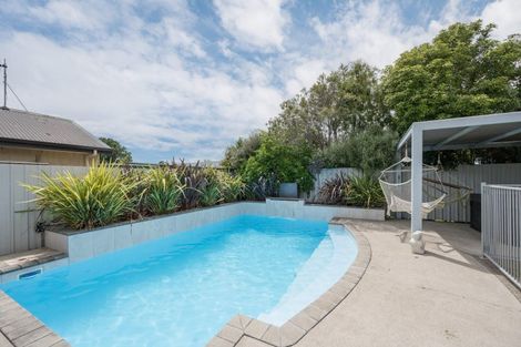 Photo of property in 25 Kitakita Grove, Motueka, 7120