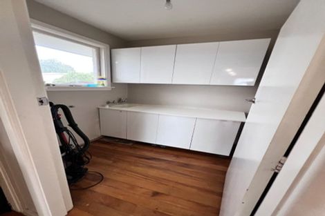 Photo of property in 5 Skerten Avenue, Hornby, Christchurch, 8042