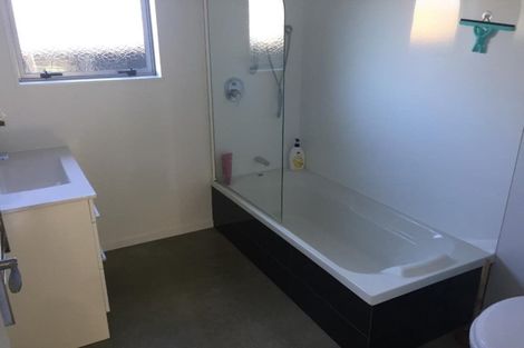 Photo of property in 17 Surfers Avenue, Waihi Beach, 3611