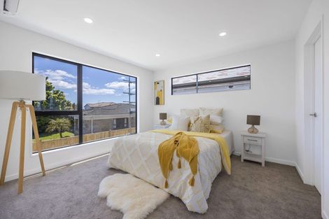 Photo of property in 744b East Coast Road, Pinehill, Auckland, 0630