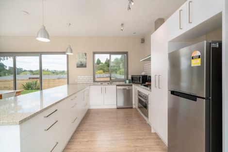 Photo of property in 15 Stevenson Way, Rangatira Park, Taupo, 3330