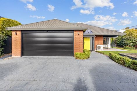 Photo of property in 78 Regency Crescent, Redwood, Christchurch, 8051