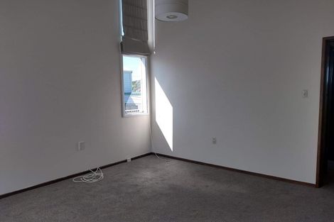 Photo of property in Lynbrae Court Flats, 17/4 Dr Taylor Terrace, Johnsonville, Wellington, 6037