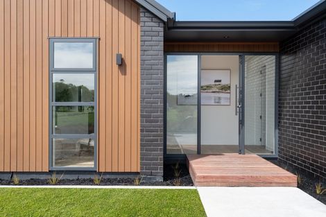 Photo of property in 16 Te Ara O Tahataharoa, Te Puna, Tauranga, 3176