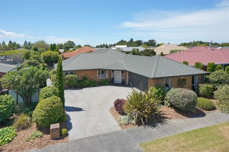 Photo of property in 34 Shenley Drive, Belfast, Christchurch, 8051