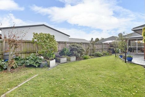 Photo of property in 2/66 Dunedin Street, Redwood, Christchurch, 8051