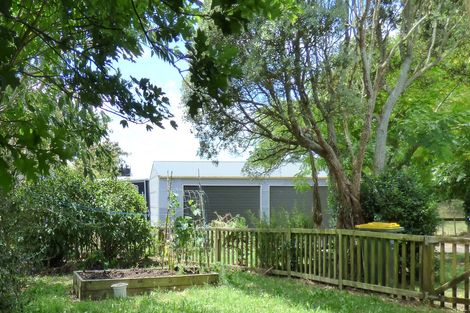 Photo of property in 110 Hall Road, Waiuku, 2681