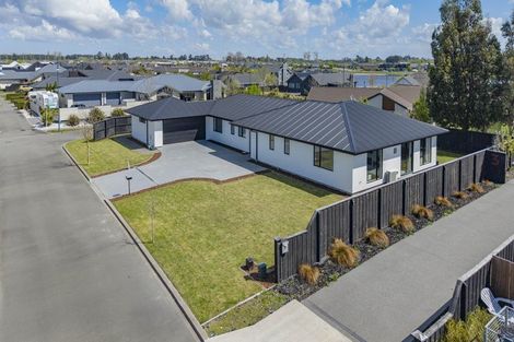 Photo of property in 1 Rapaki Street, Pegasus, 7612