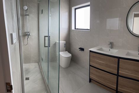 Photo of property in 343 Flat Bush School Road, Flat Bush, Auckland, 2019