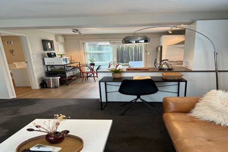 Photo of property in 1/220 Worcester Street, Christchurch Central, Christchurch, 8011