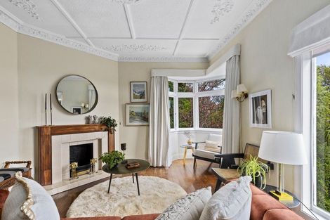 Photo of property in 28 Beacon Hill Road, Strathmore Park, Wellington, 6022